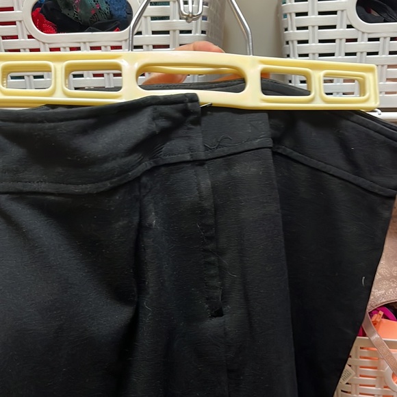 Mid length business skirt - Picture 3 of 3